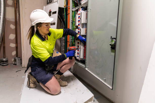 Best Affordable Emergency Electrician  in Vidor, TX